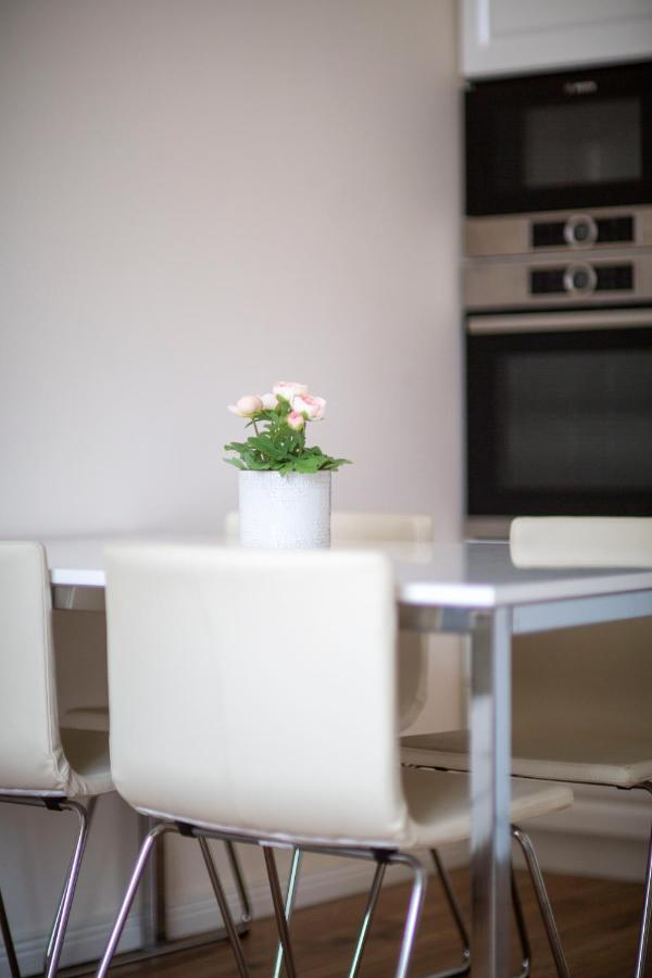 בודפשט Luxurious Central Apartment In Liszt Ferenc Square מראה חיצוני תמונה