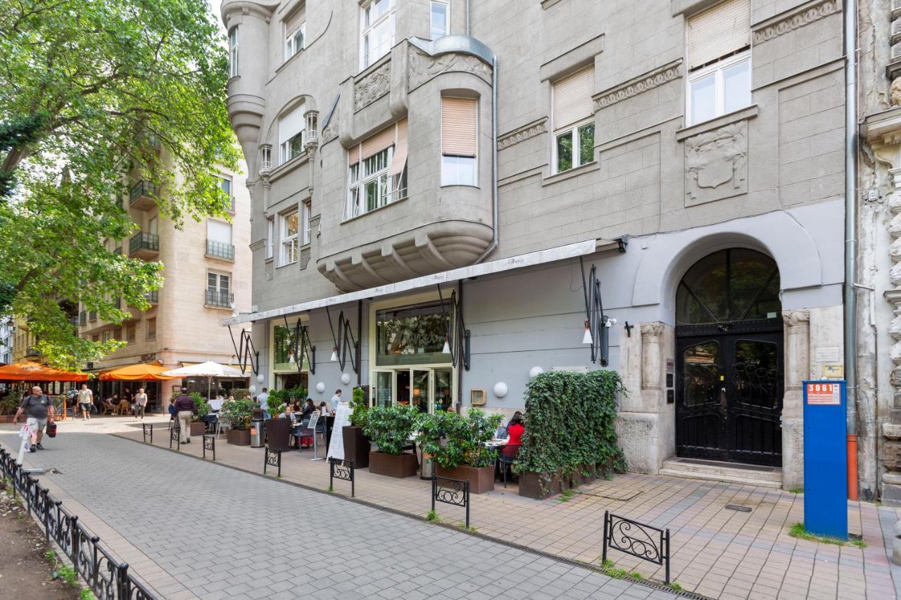 בודפשט Luxurious Central Apartment In Liszt Ferenc Square מראה חיצוני תמונה
