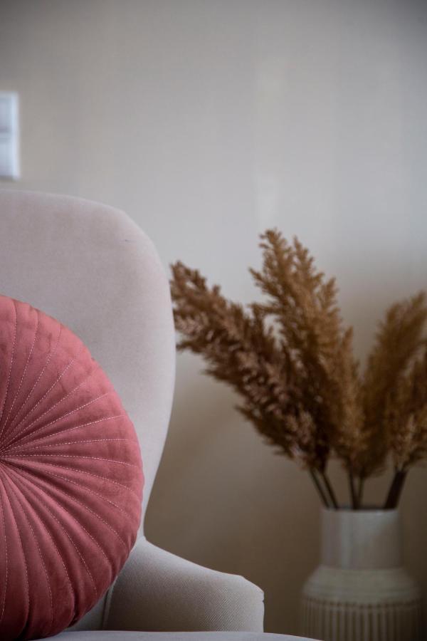 בודפשט Luxurious Central Apartment In Liszt Ferenc Square מראה חיצוני תמונה
